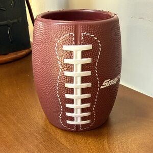 Snap-on football-shaped can Koozie